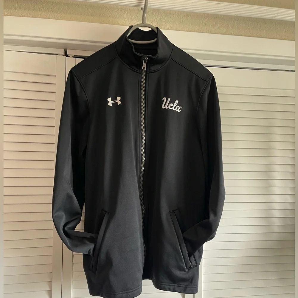 UCLA Men’s Under Armour cold gear zip up